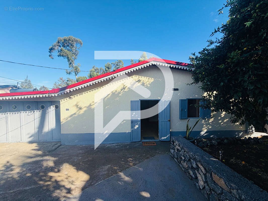 Maison à vendre, 162m², Le Tampon