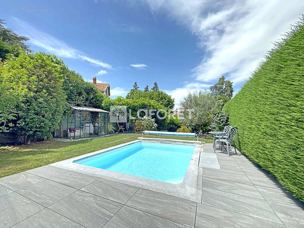Maison à vendre, 103m², Saint-Etienne