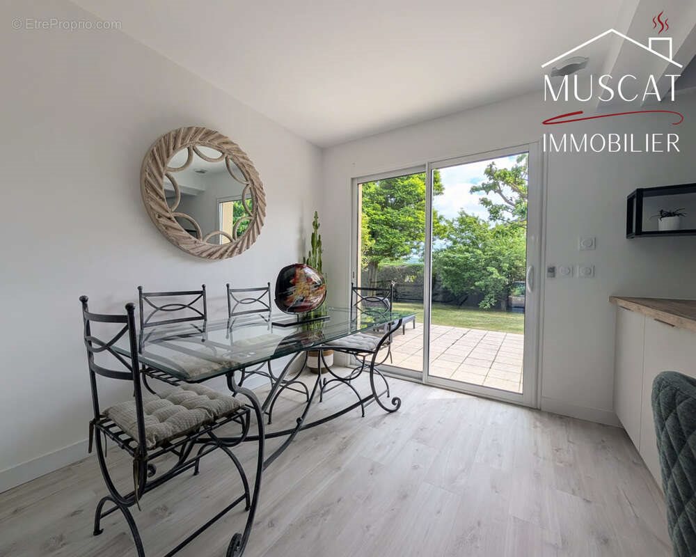 Maison à vendre, 115m², Villefontaine