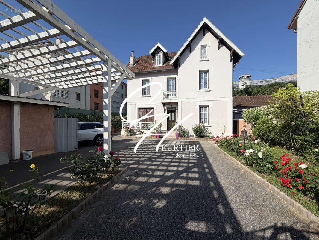 Maison à vendre, 168m², Le Pont-de-Claix