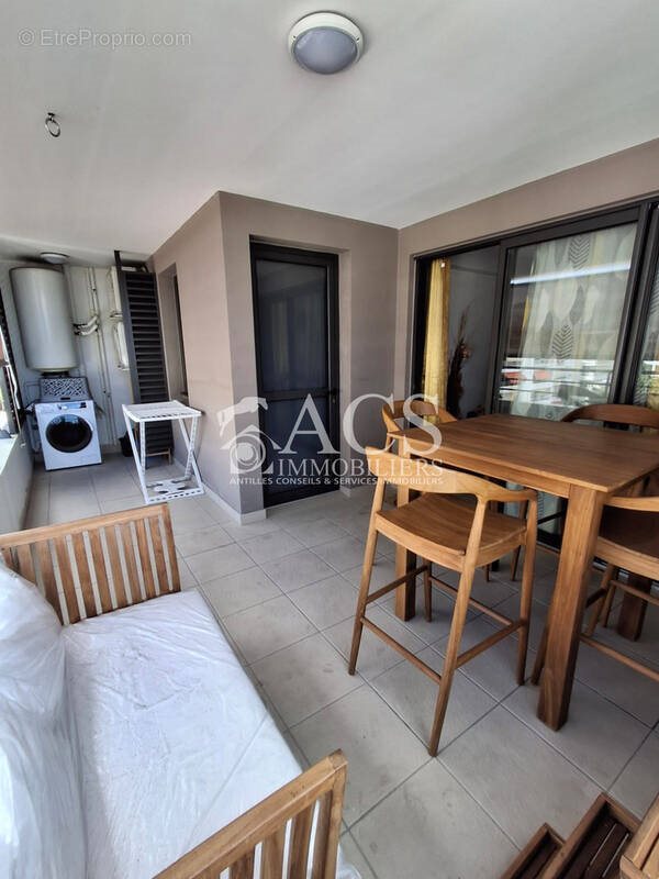 Appartement à vendre, 56m², Fort-de-France