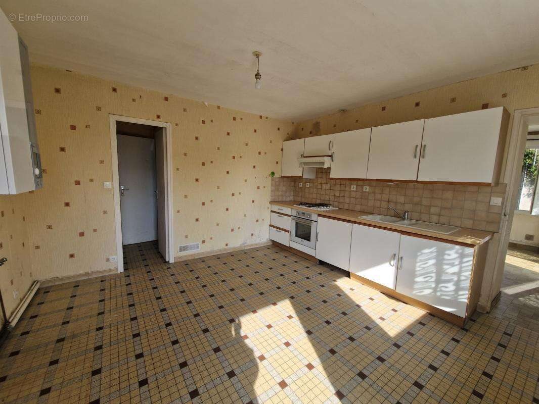 Maison à vendre, 72m², Fatines