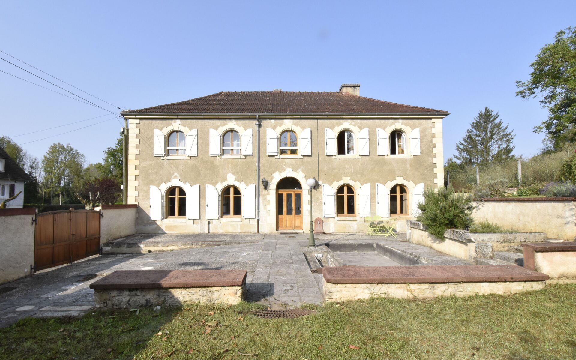 Maison à vendre, 195m², Donzy