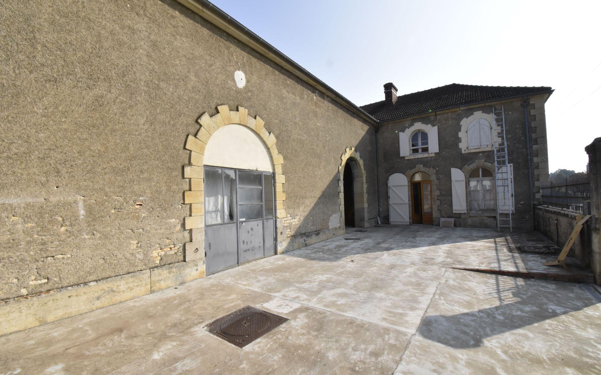 Maison à vendre, 195m², Donzy