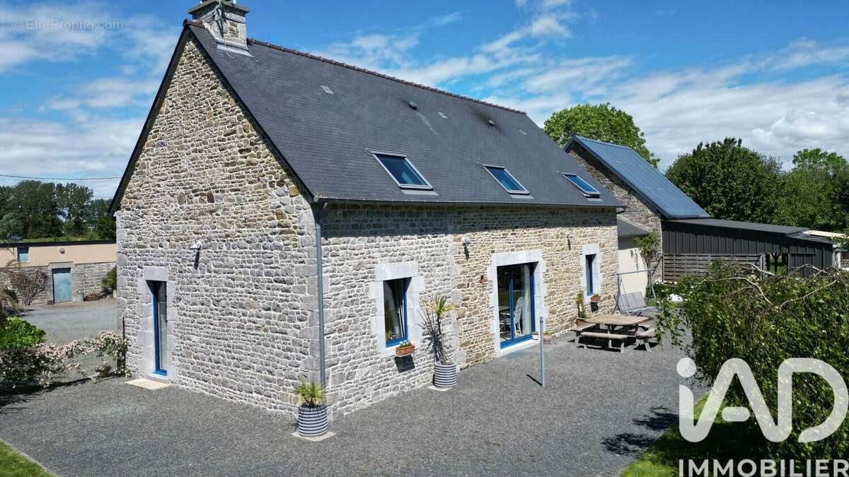Maison à vendre, 129m², Quettreville-sur-Sienne