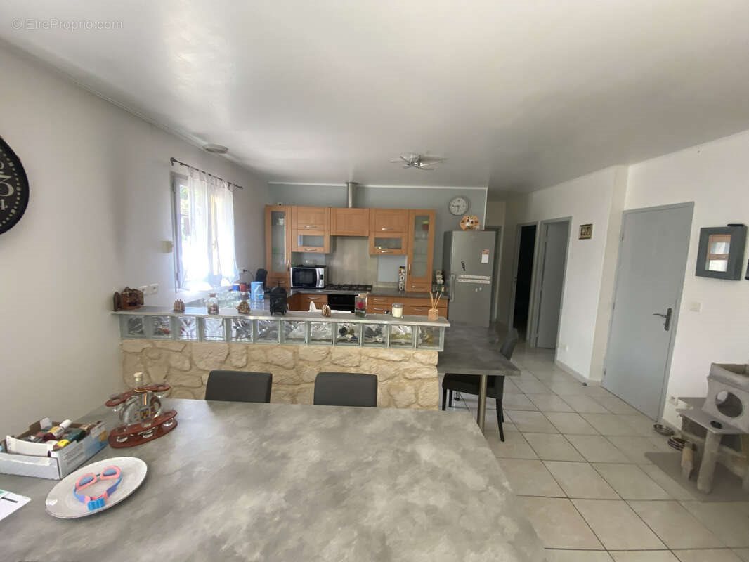 Maison à vendre, 109m², Seissan
