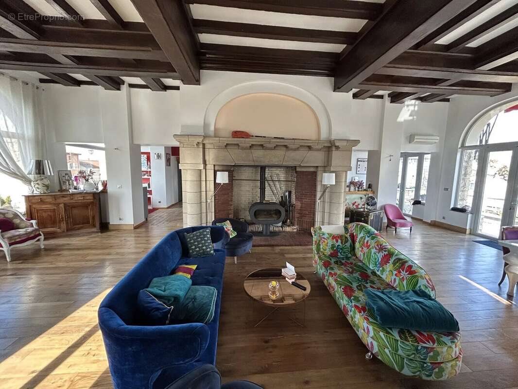 Appartement à vendre, 237m², Mâcon