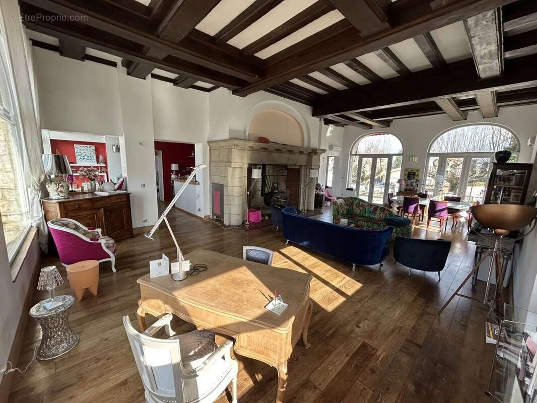 Appartement à vendre, 237m², Mâcon
