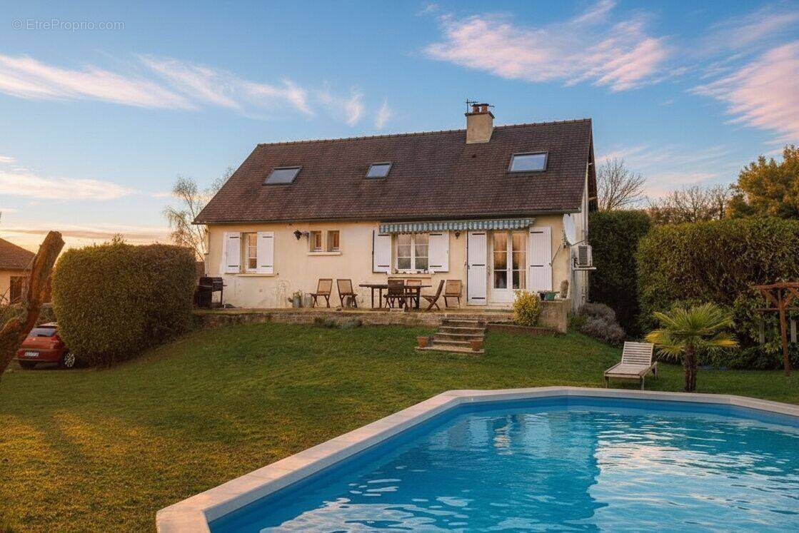 Maison à vendre, 100m², Saint-Cyr-sur-Loire