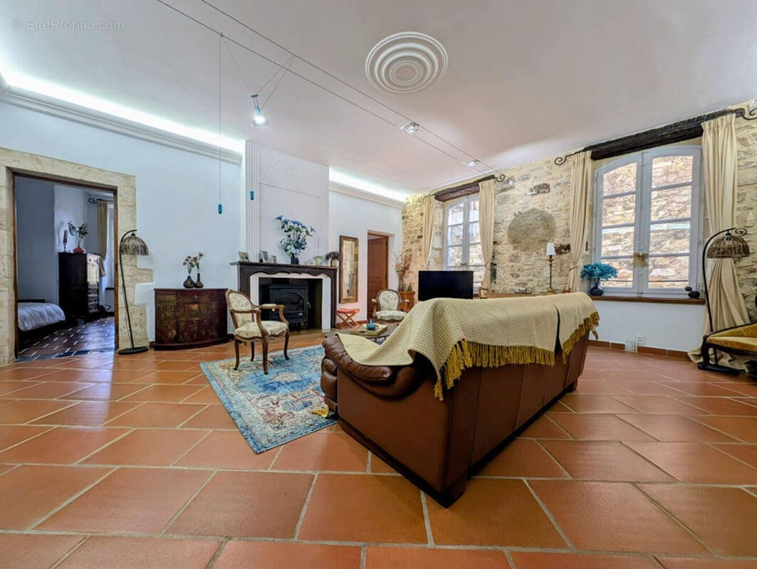 Maison à vendre, 108m², Goudargues