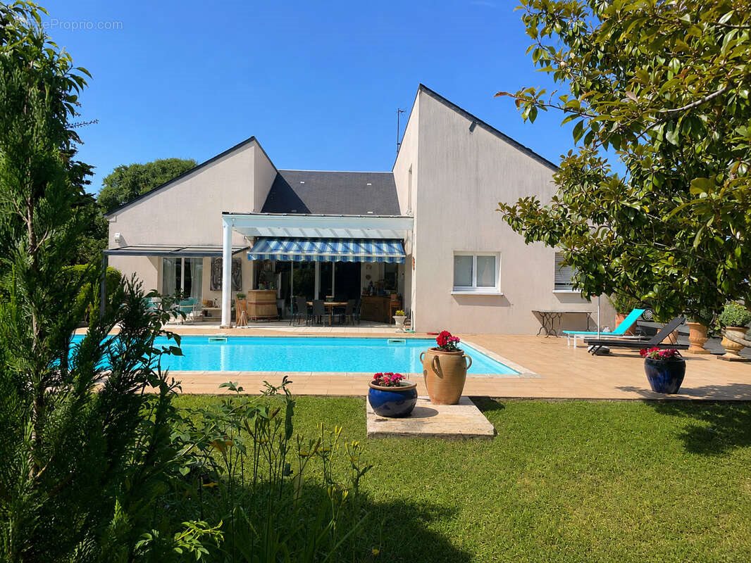 Maison à vendre, 264m², Saint-Doulchard
