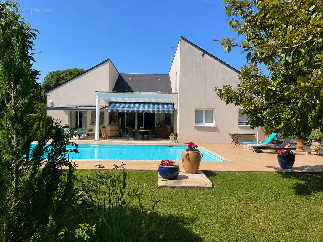 Maison à vendre, 264m², Saint-Doulchard