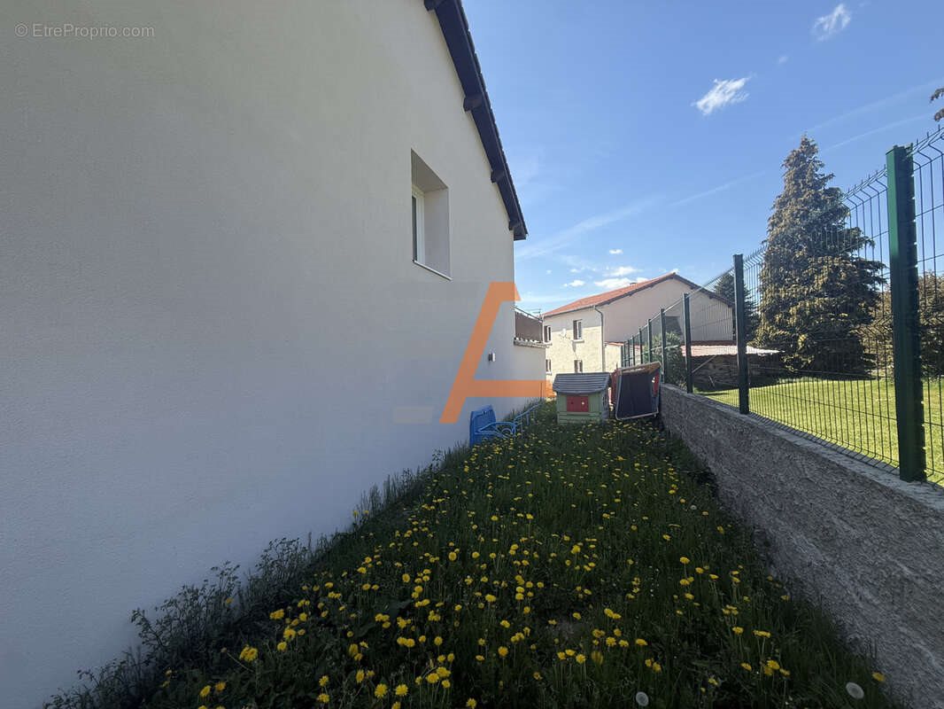 Maison à vendre, 200m², Sainte-Sigolène