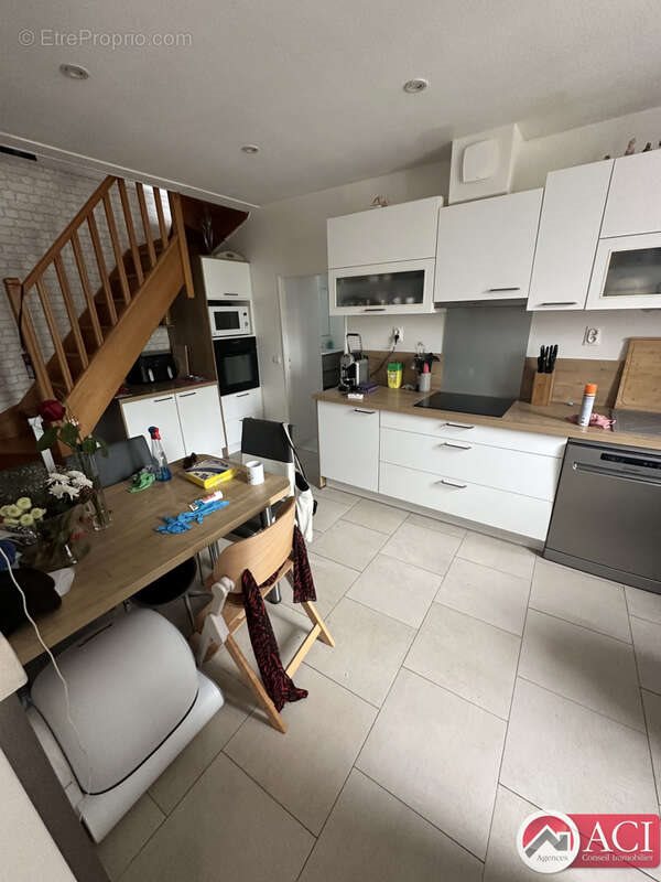 Maison à vendre, 93m², Sainte-Geneviève