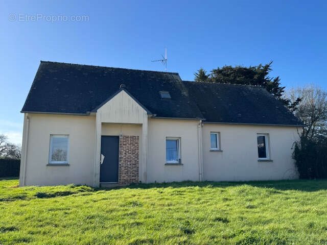 Maison à vendre, 110m², Louisfert