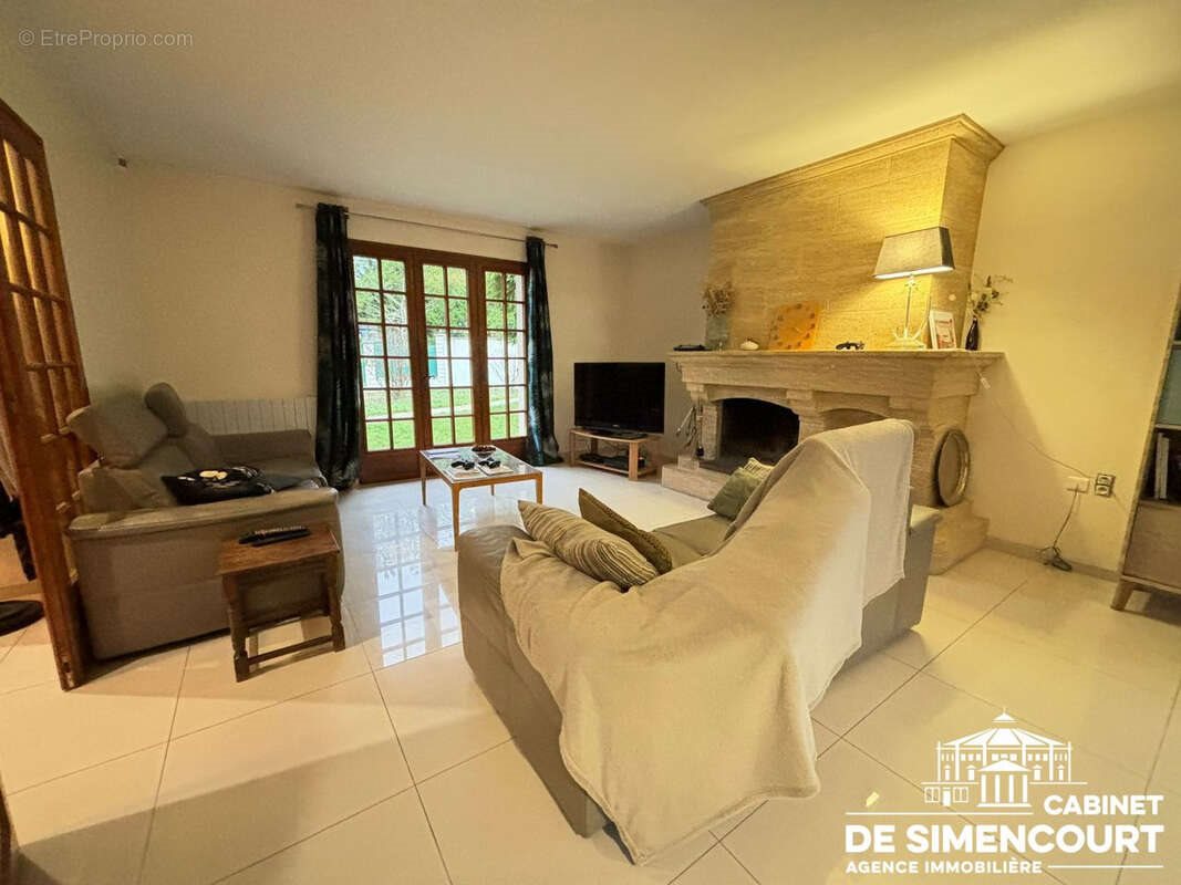 Maison à vendre, 180m², Dury
