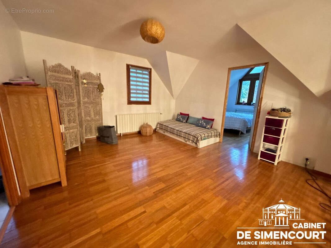 Maison à vendre, 180m², Dury