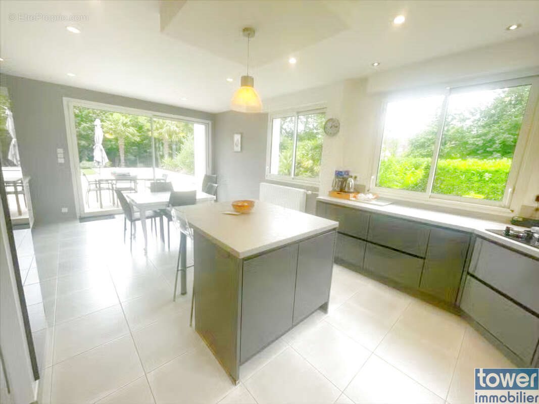 Maison à vendre, 260m², Mathieu