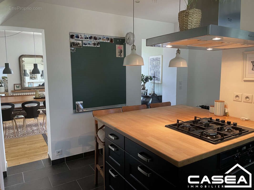 Maison à vendre, 170m², Plonéour-Lanvern