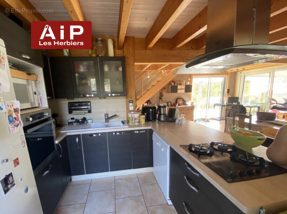 Maison à vendre, 163m², Le Longeron