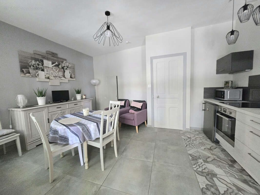 Maison à vendre, 57m², Montagnac
