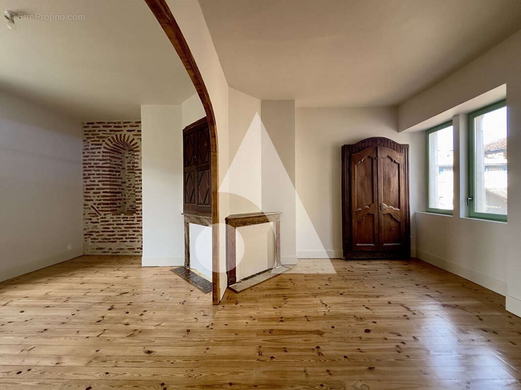 Appartement à vendre, 300m², Cahors
