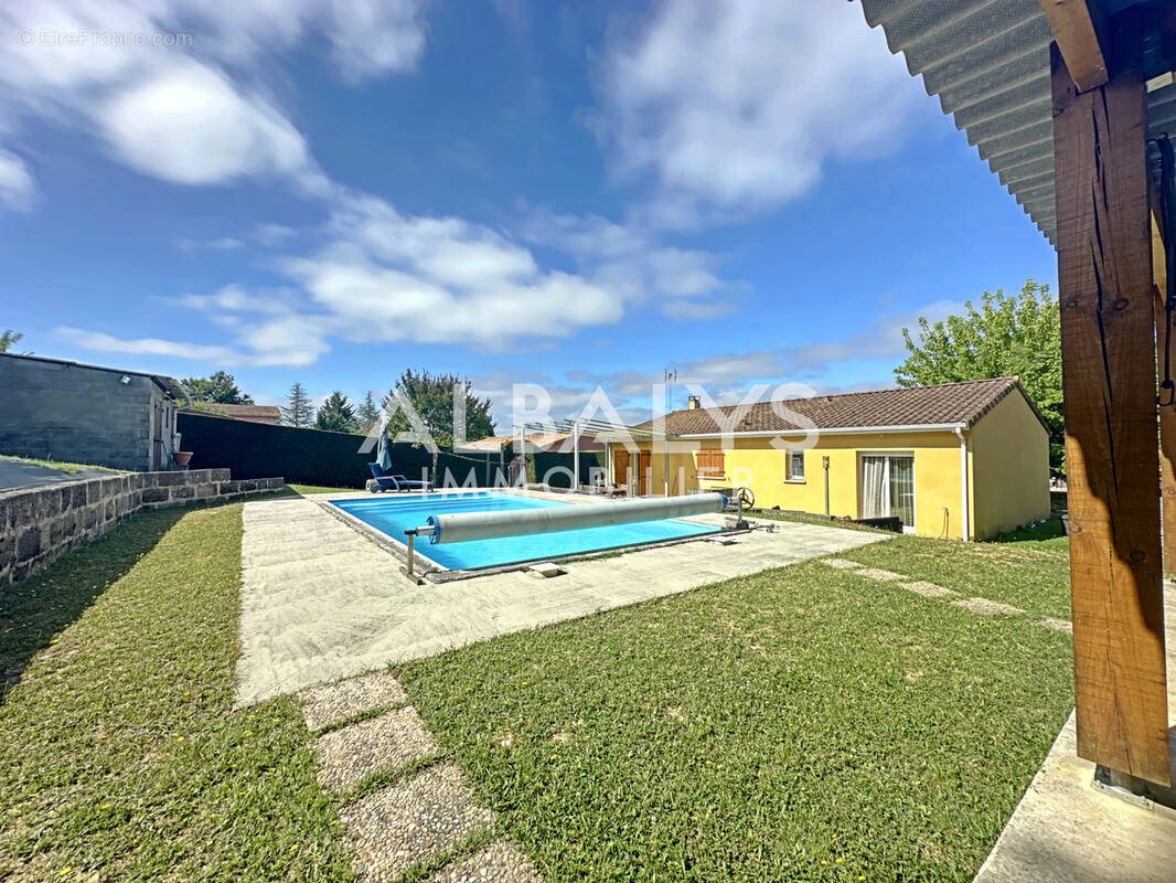 Maison à vendre, 98m², Saint-Martin-du-Bois
