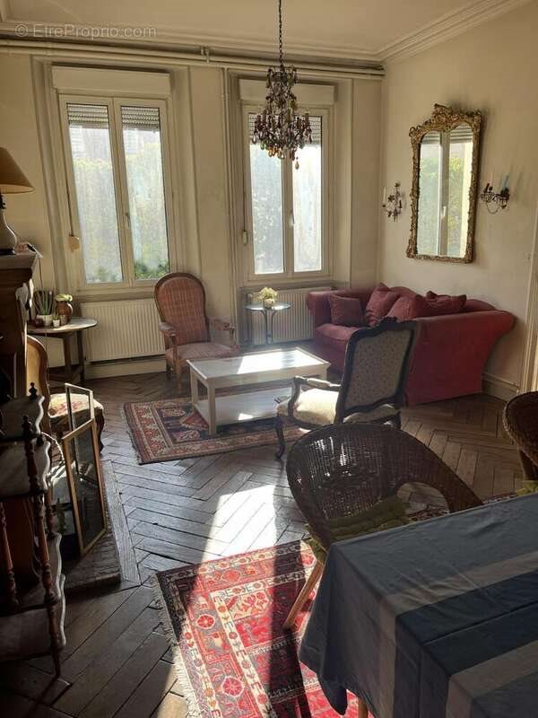 Maison à vendre, 201m², Épernay