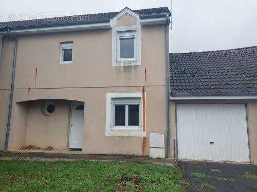 Maison à vendre, 82m², Sancoins