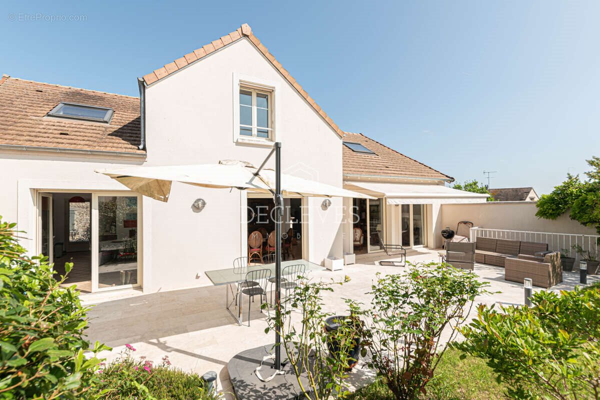 Maison à vendre, 158m², Orgeval