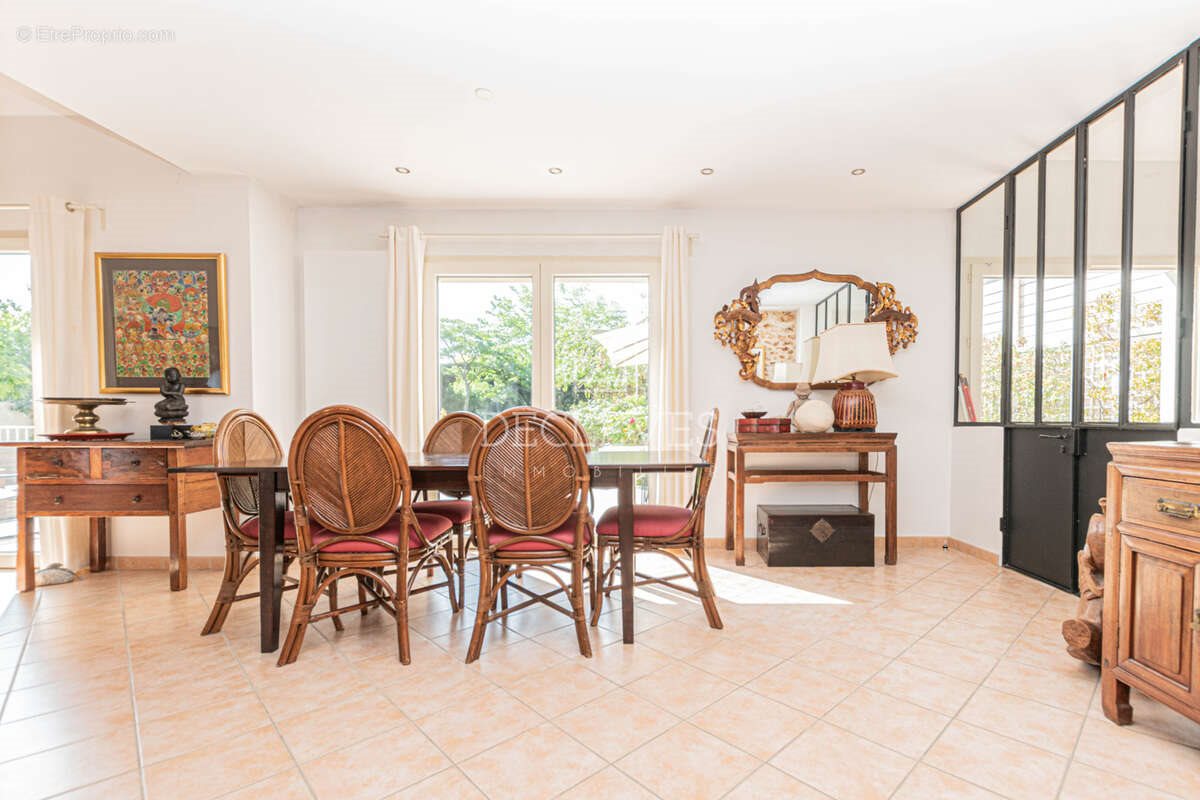 Maison à vendre, 158m², Orgeval