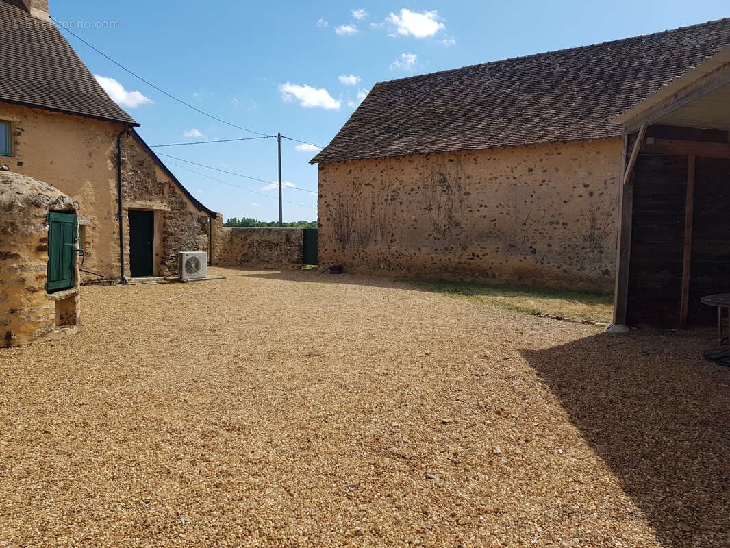 Maison à vendre, 125m², Asnières-sur-Vègre