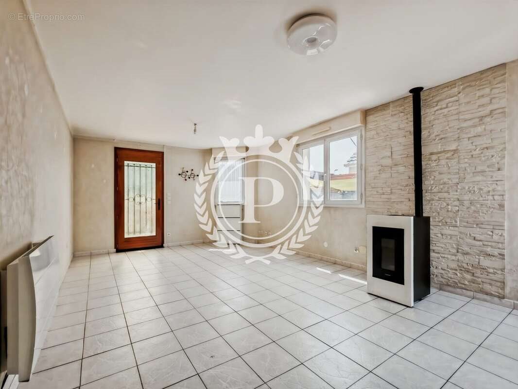 Maison à vendre, 74m², Pomponne