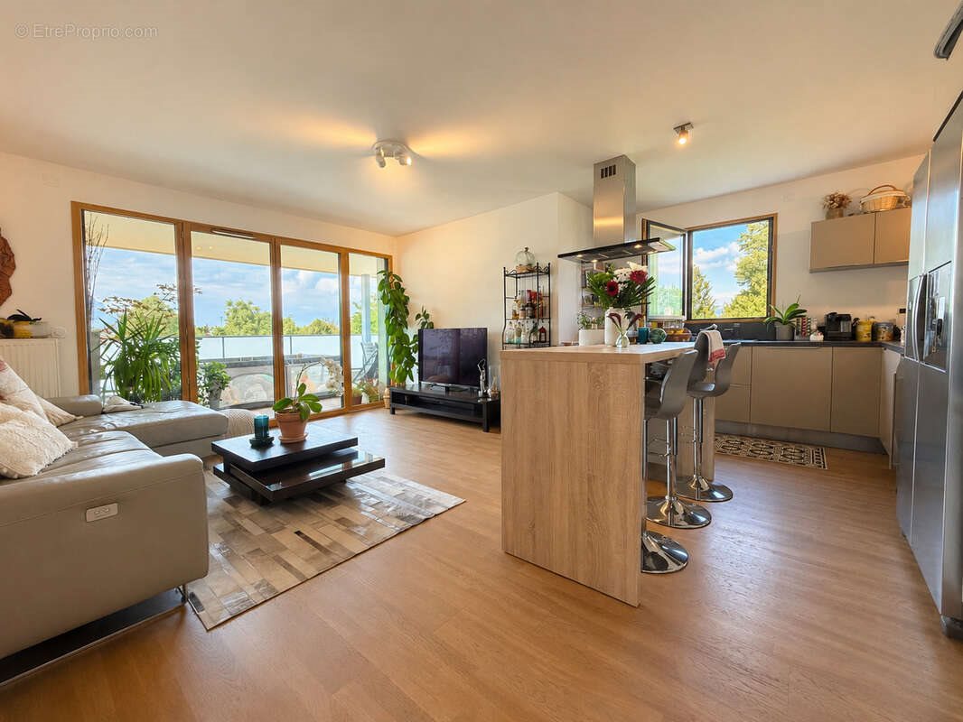 Appartement à vendre, 67m², Ambilly