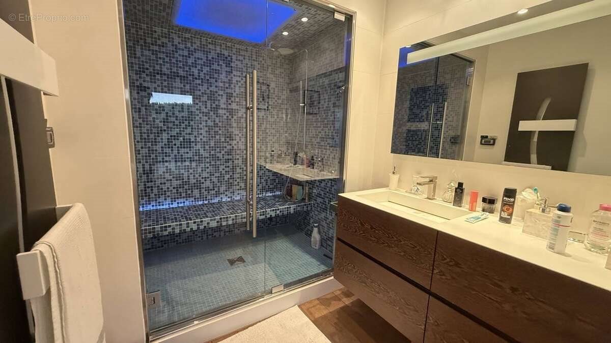 Appartement à vendre, 94m², Antibes