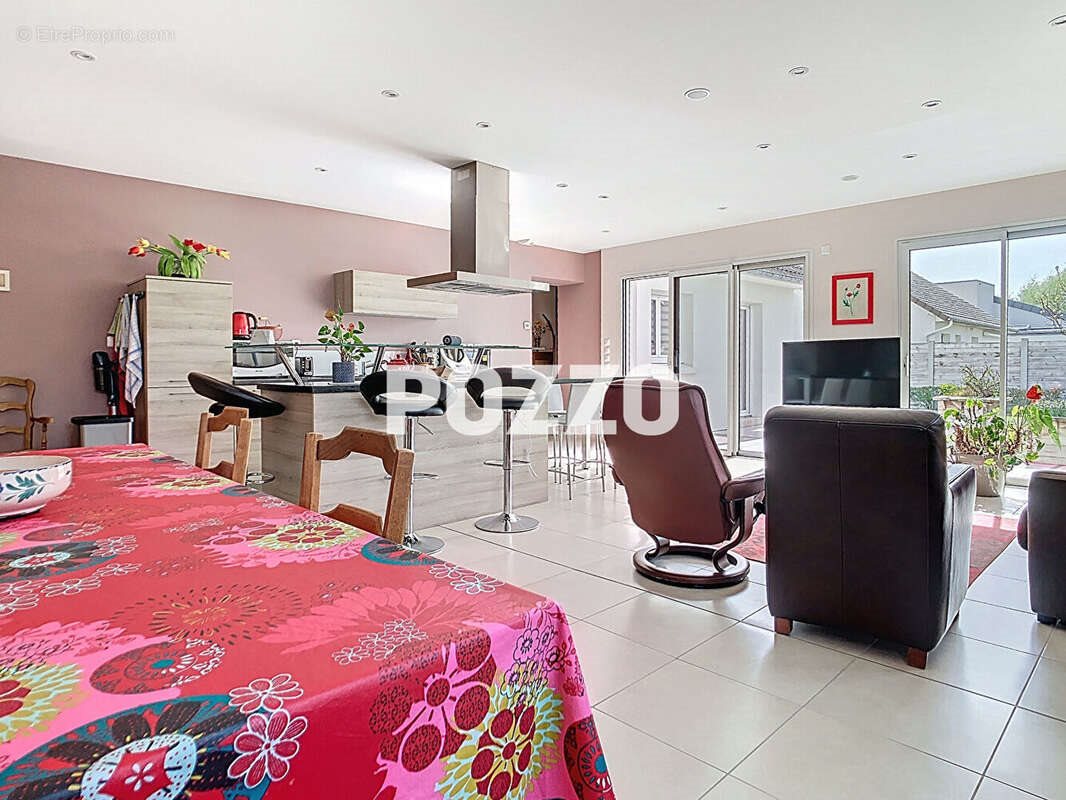 Maison à vendre, 123m², Bréhal