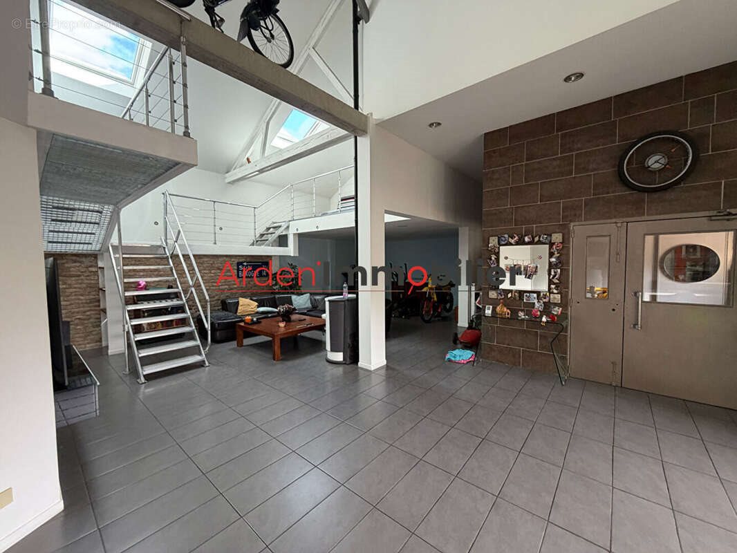 Maison à vendre, 254m², Rethel