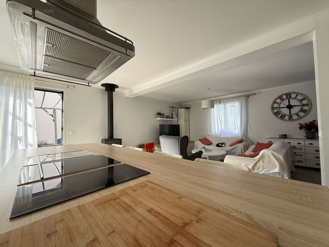 Maison à vendre, 205m², Maincy