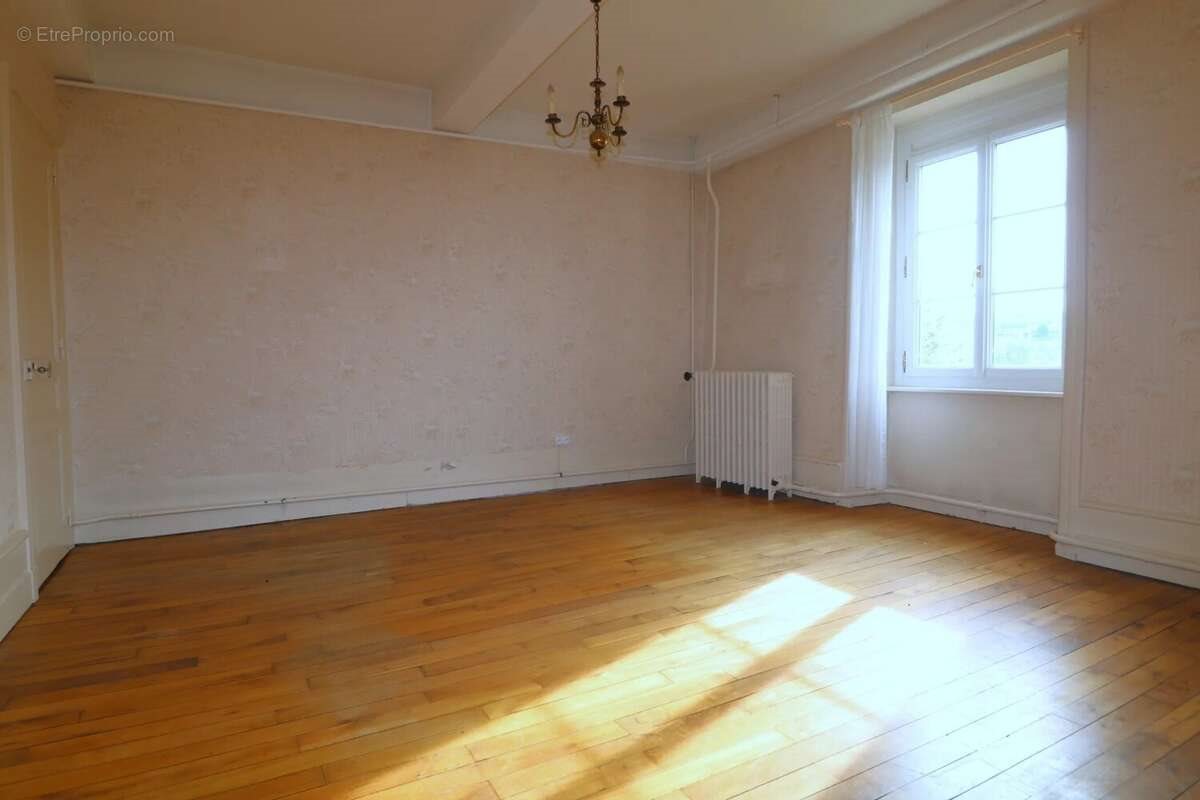 Maison à vendre, 163m², Soucieu-en-Jarrest