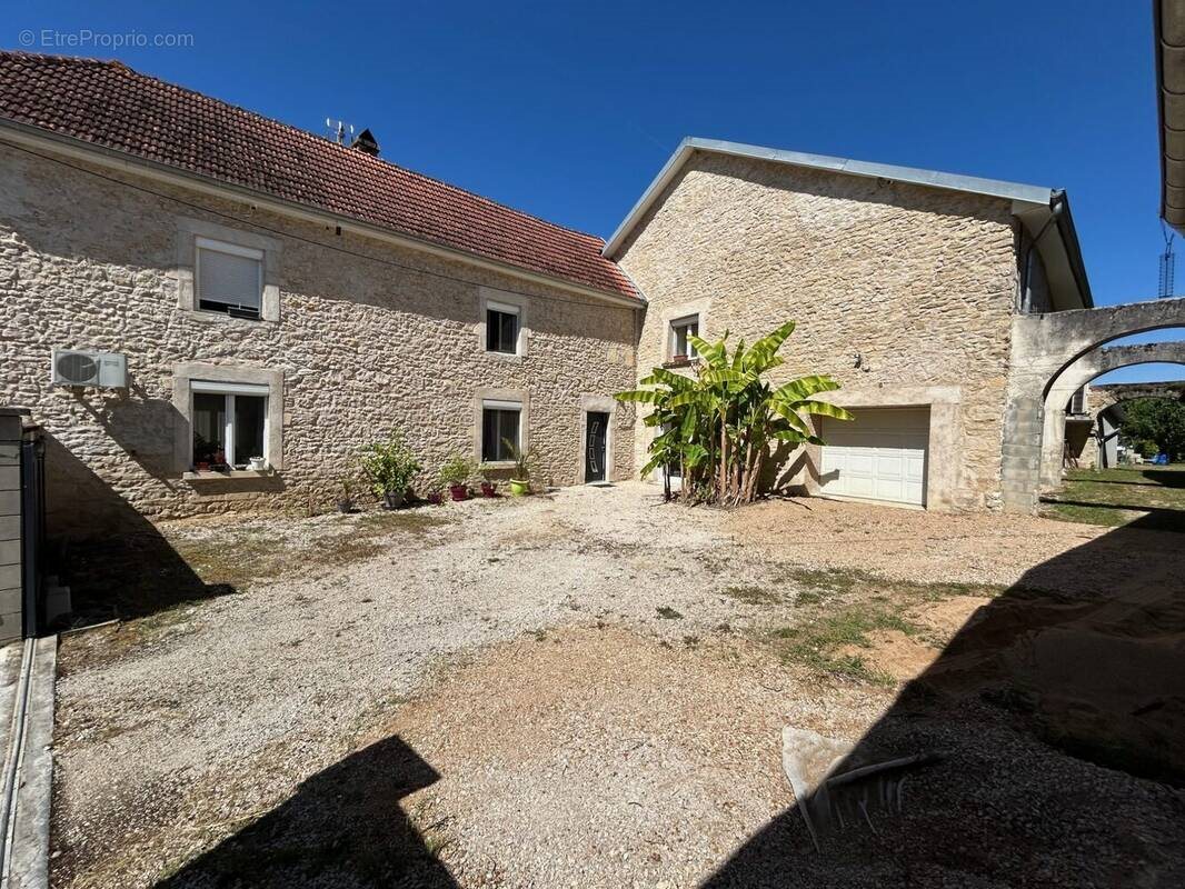 Maison à vendre, 223m², Marnay
