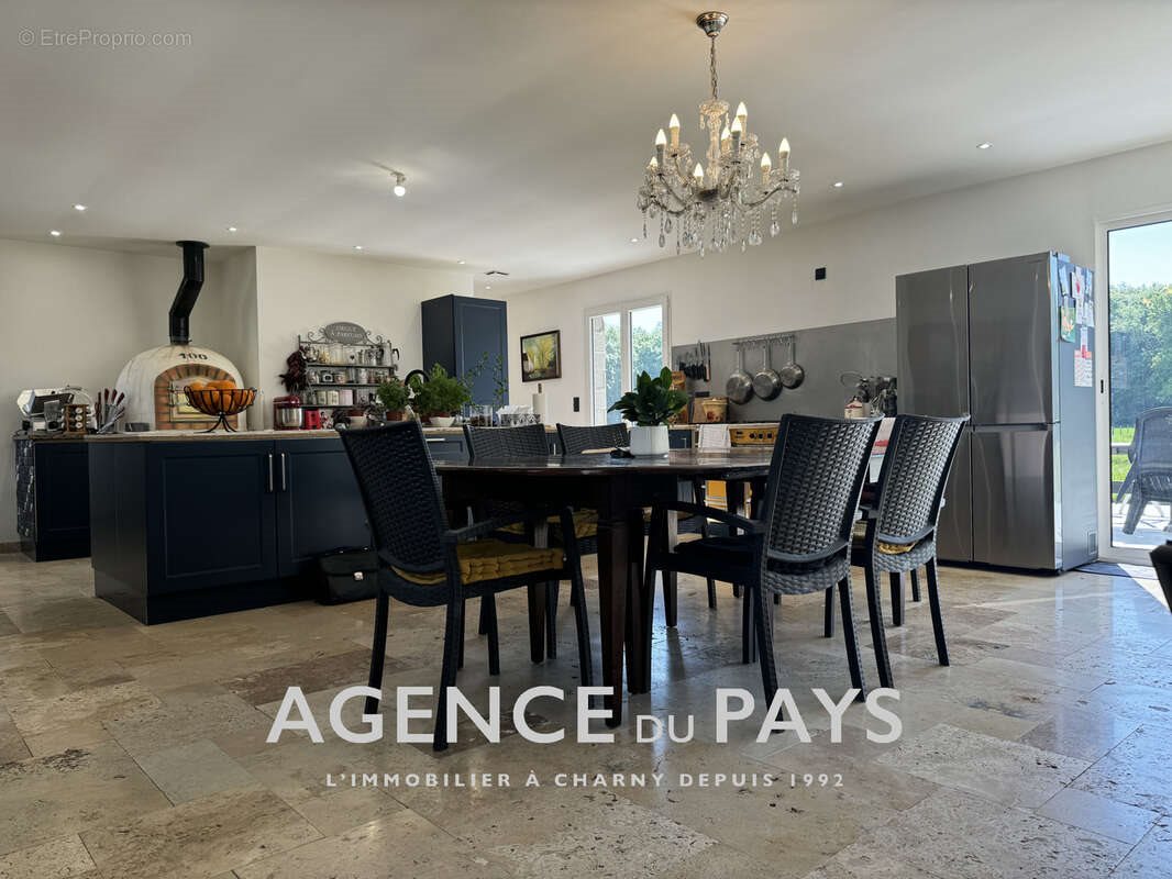 Maison à vendre, 230m², Chambeugle