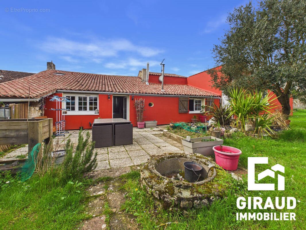 Maison à vendre, 135m², Pissotte