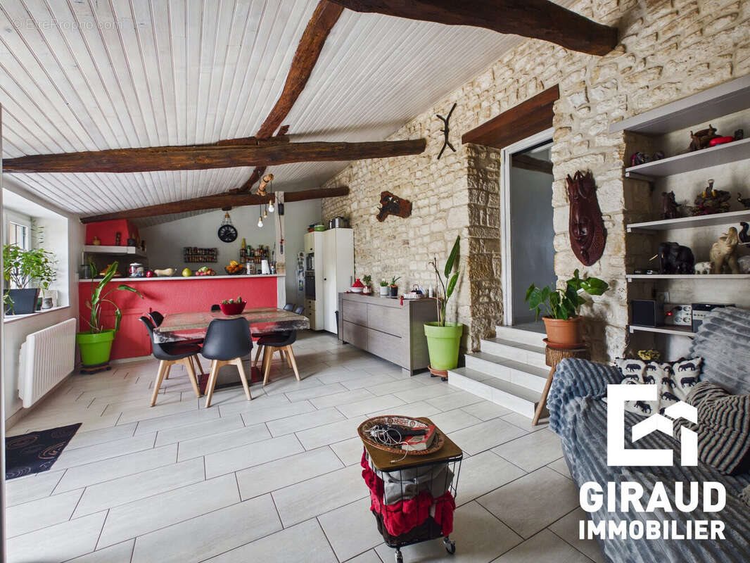 Maison à vendre, 135m², Pissotte