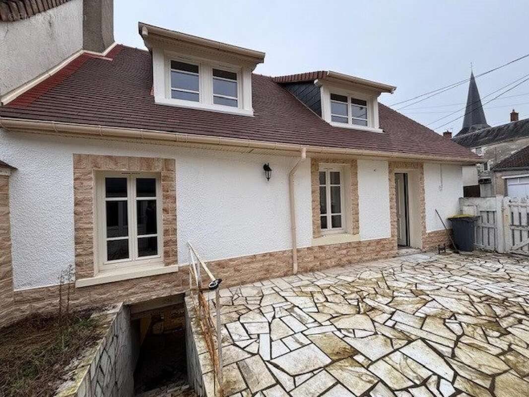 Maison à vendre, 85m², Chabris
