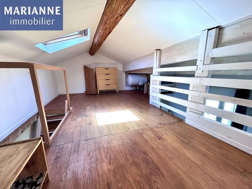 Appartement à vendre, 25m², Sète