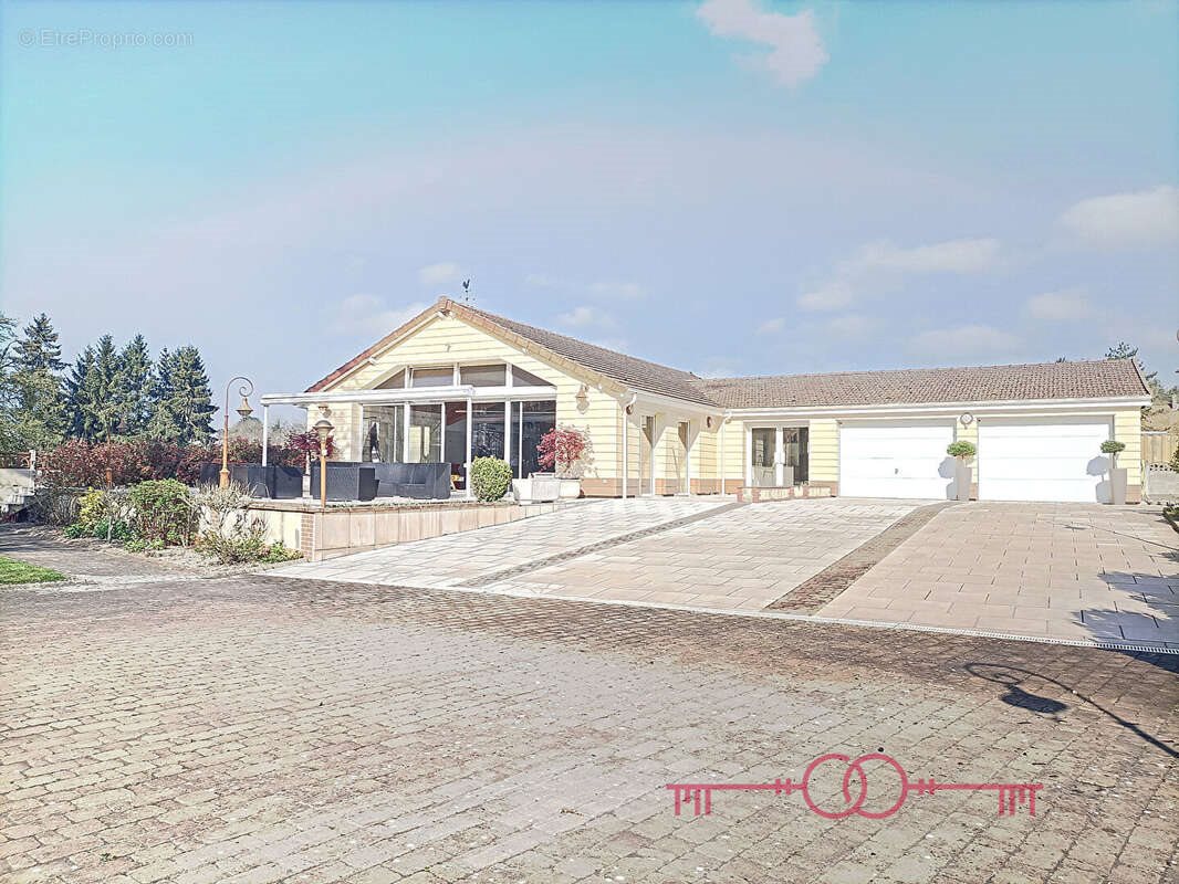 Maison à vendre, 398m², Reims