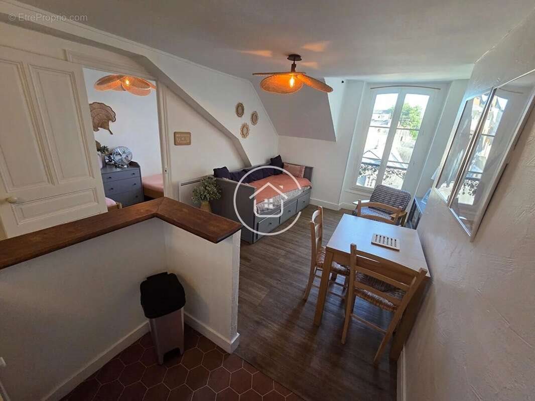 Appartement à vendre, 27m², Blois