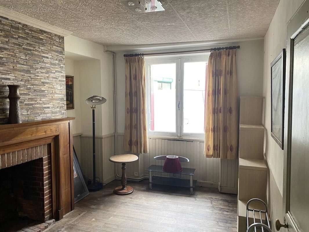Maison à vendre, 114m², Saint-Séverin