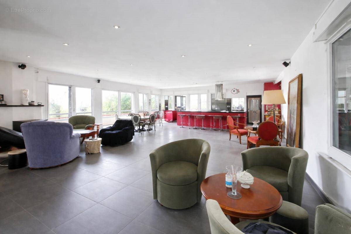 Maison à vendre, 530m², La Ferté-sous-Jouarre