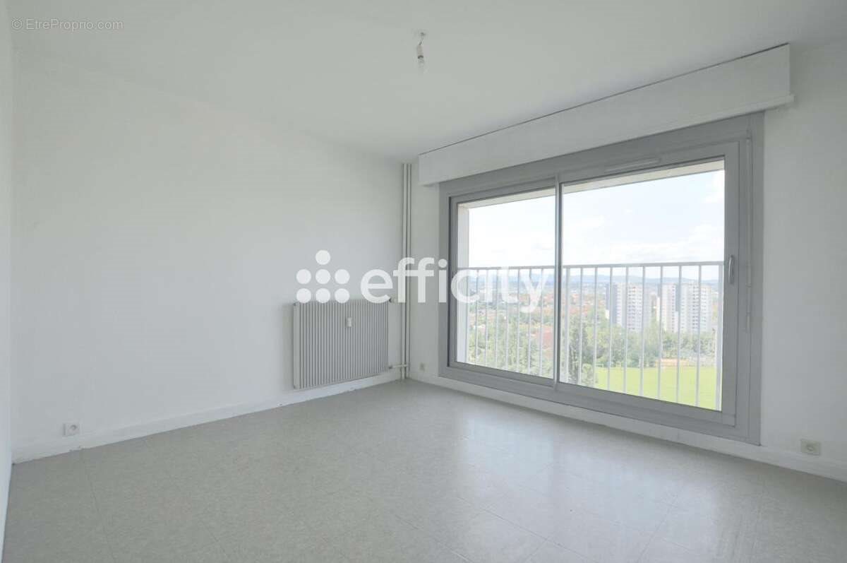 Appartement à vendre, 83m², Vénissieux